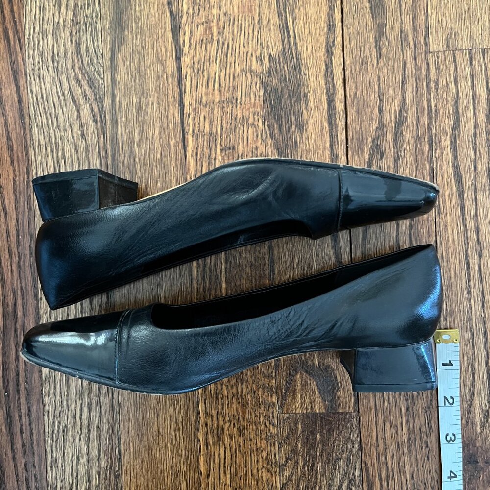 Etienne Aigner Black Leather/Patent Leather Heels Square Toe Twiggy Retro Chic 7 - Picture 6 of 7